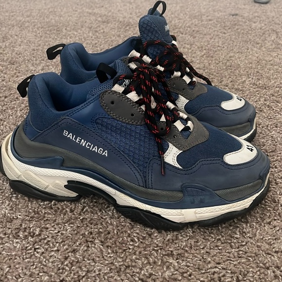 Balenciaga Sneakers - Picture 1 of 3